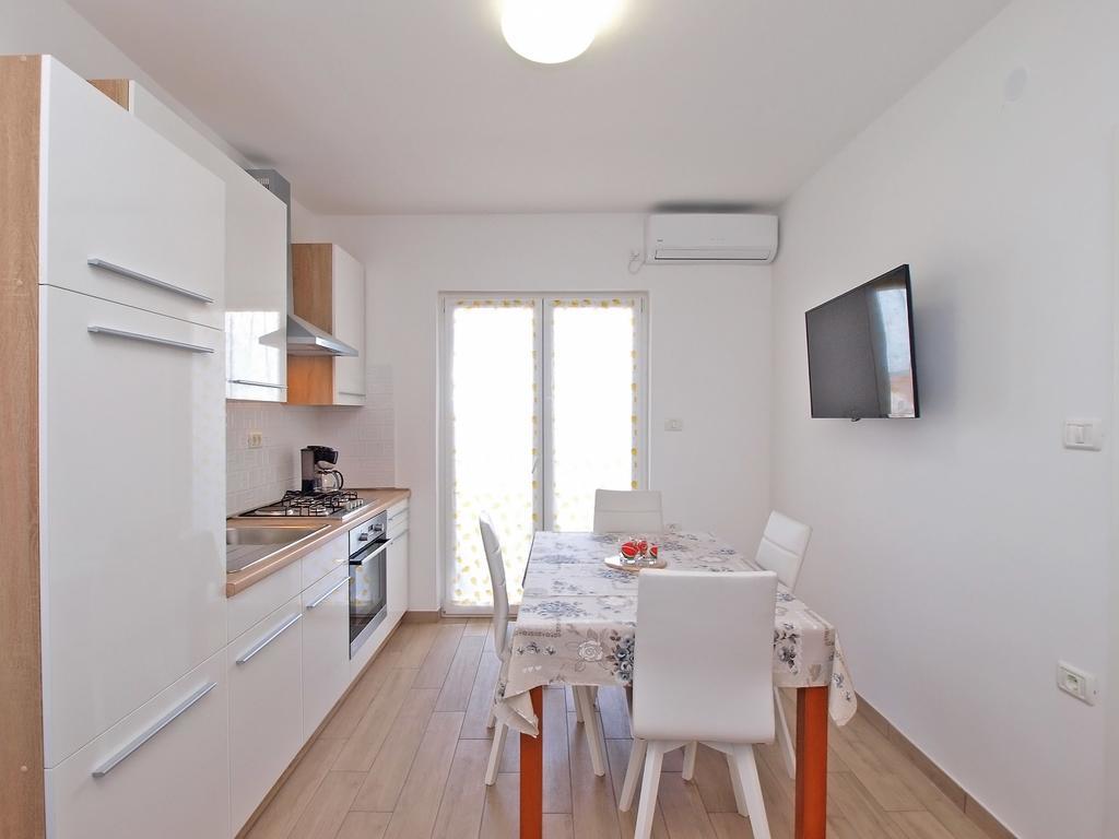 Apartments Nadija 1366 Pula Ngoại thất bức ảnh